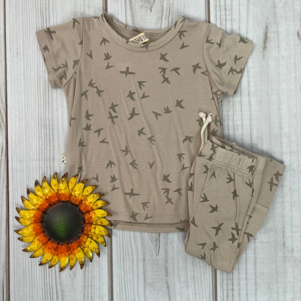 childhoods clothing rib knit baby outfit 6-12M
